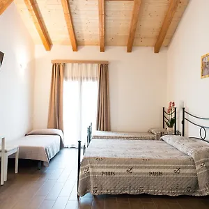 Alloggio per agriturismo Chesini, Castelnuovo del Garda